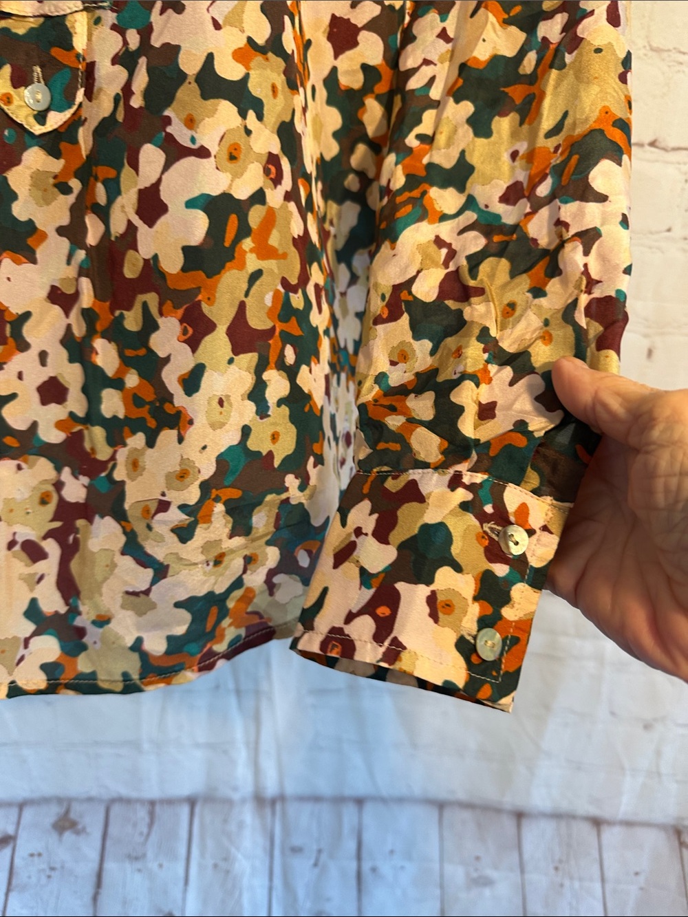 Johnny Was Calme Silk 1/2 Half Button Down Blouse in Floral Brown & Green New - Picture 7 of 10